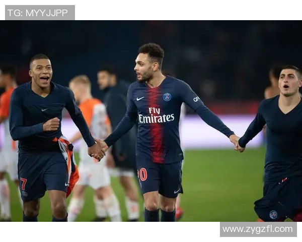 巴黎赛后采访爆金句引全场大笑 主帅幽默回应成焦点 巴黎赛后采访爆金句引全场大笑 主帅幽默回应成焦点