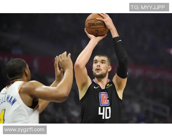 季后赛评分揭晓：球员表现究竟是亮眼之作还是失落低迷表现