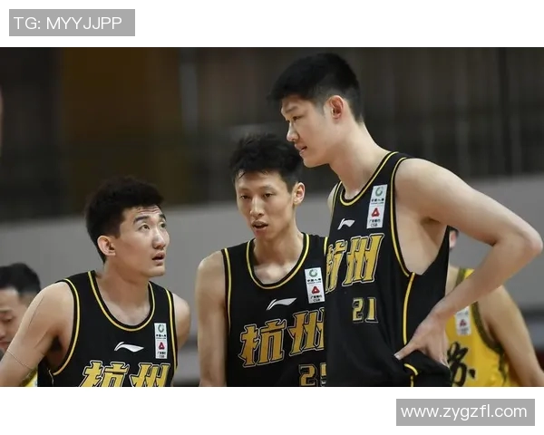 深度解析CBA球队教练战术思路与赛场表现对胜负走势的关键影响 深度解析CBA球队教练战术思路与赛场表现对胜负走势的关键影响