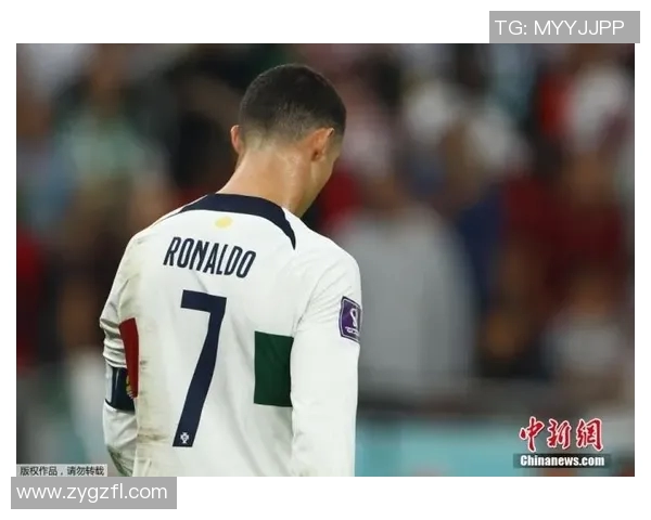 突发！维尼修斯宣布将离队，球迷不舍告别