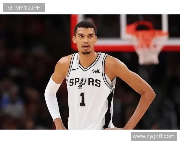 镜头回顾：东契奇这一幕令人泪目